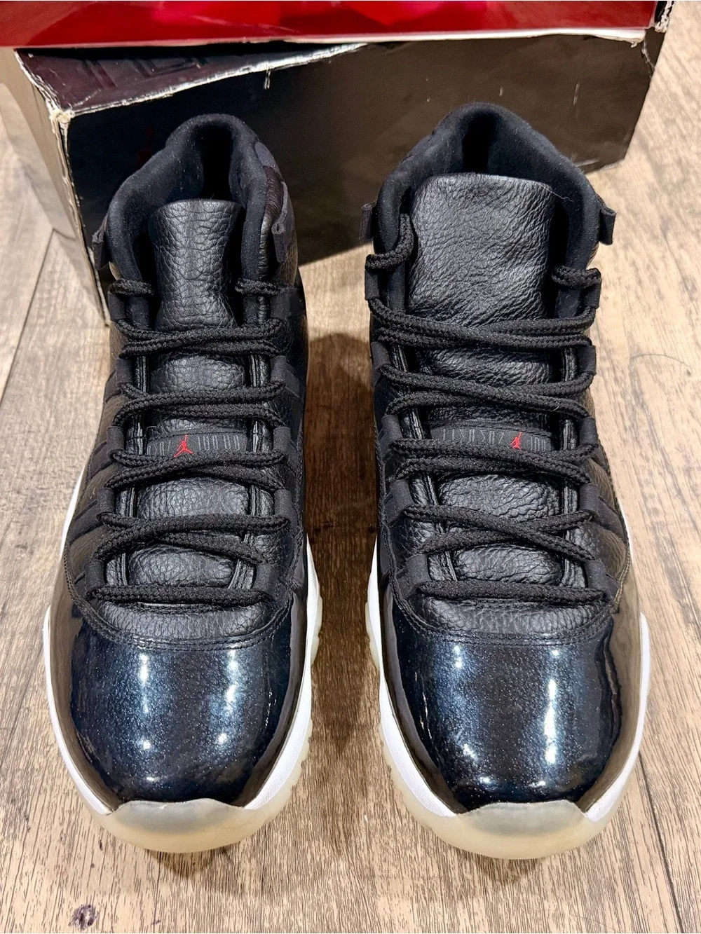 Like New Air Jordan 11 High Retro 72-10 Sneakers Black w/ White Soles Size 11.5